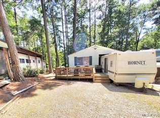 40 Mohawk Trl, Bracey, VA 23919