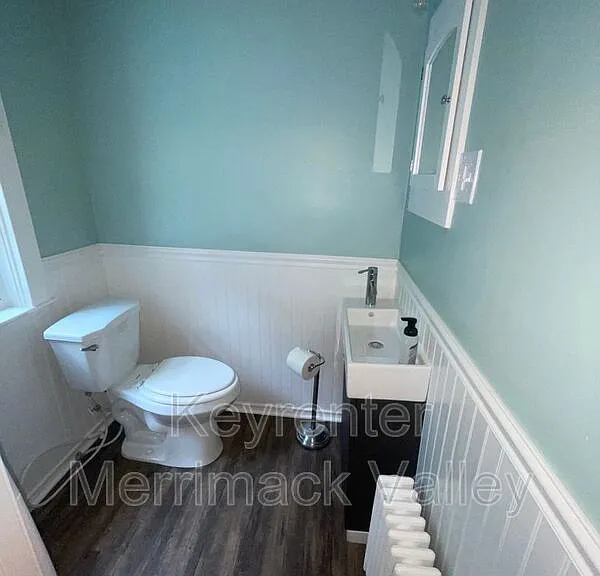 13 N Main St — Photo 9