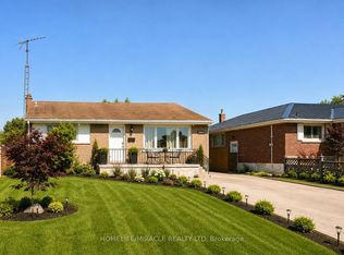 7150 Douglas Cres, Niagara Falls, ON L2G 3C4