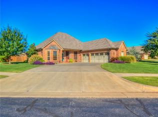 16235 Winding Park Dr, Edmond, OK 73013