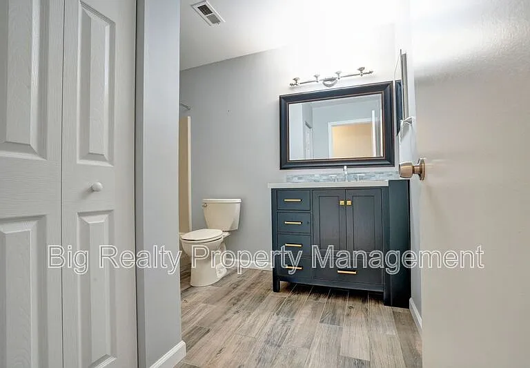 1732 Rosewood Ct — Photo 16