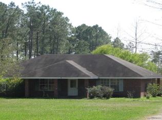 5383 Firetower Rd, Kiln, MS 39556