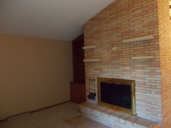 4th image of 1520 E 13th Ave