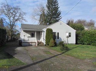 276 S 6th St, Lebanon, OR 97355