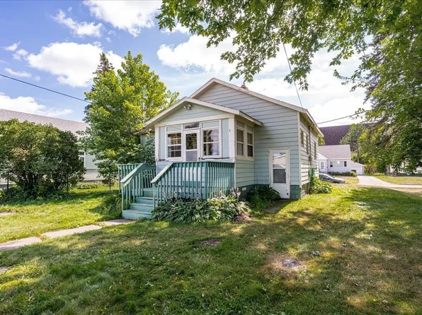 27 Oak St, Proctor, MN 55810