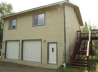 1 Hill Top Ln, Healy, AK 99743