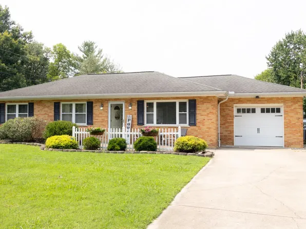 3237 Jenny Lind Rd, Amelia, OH 45102