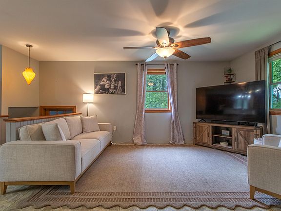 5th image of 1463 Bushey Hill Road