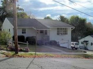 400 N Oak Ave, Endicott, NY 13760