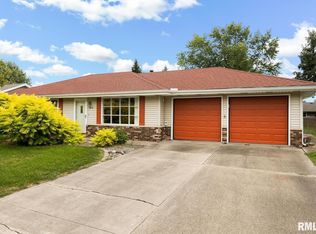 5816 W Sioux Trl, Peoria, IL