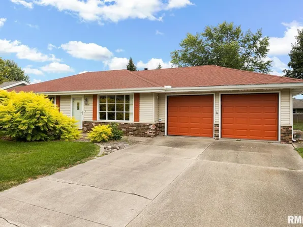 5816 W Sioux Trl, Peoria, IL 61607