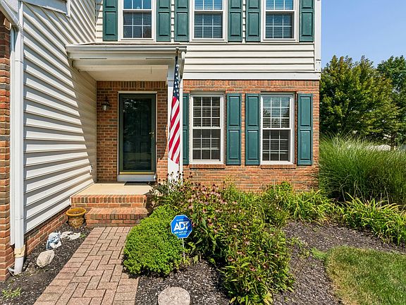 4th image of 5235 Thornwood Dr