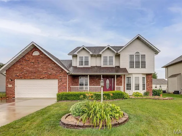 144 Westmoreland Dr, Bethalto, IL 62010