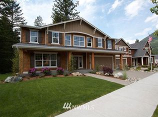 810 SE Mount Tenneriffe Pl, North Bend, WA