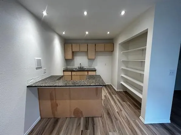 5319 SE 18th Ave APT 4, Portland, OR 97202