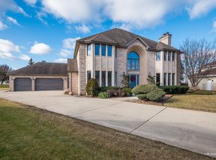 302 Linden Rd N, Prospect Heights, IL 60070