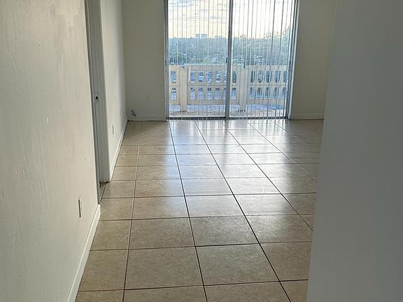 3rd image of 15600 NW 7th Ave #1-805-1