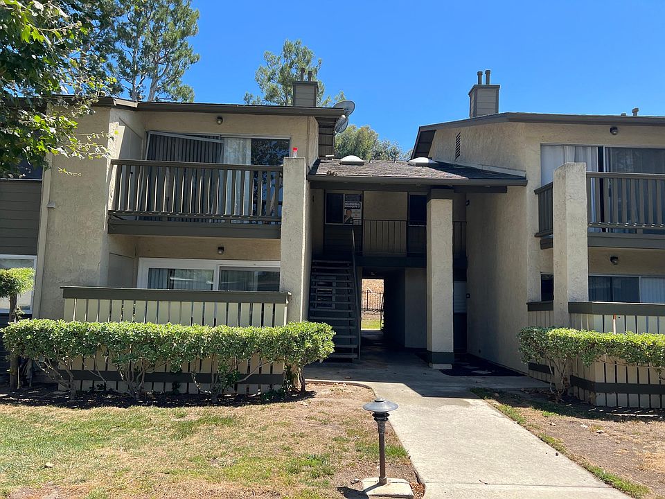 2nd image of 2360 S Diamond Bar Blvd Unit K