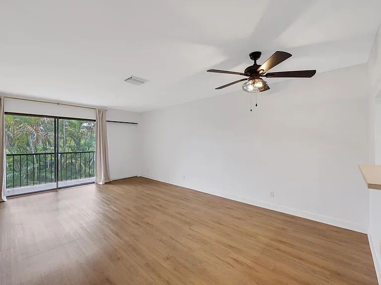 3275 Frederick Blvd #17U — Photo 5