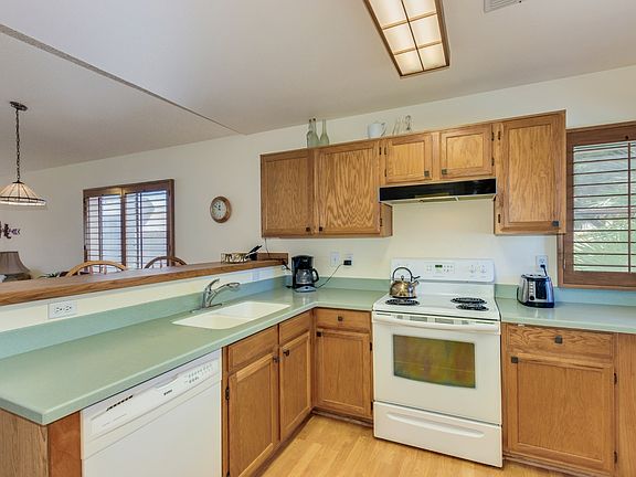 2nd image of 1120 N Val Vista Dr Unit 122