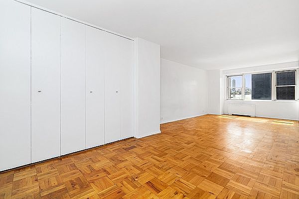 1st image of 300 E 40th St APT 8E