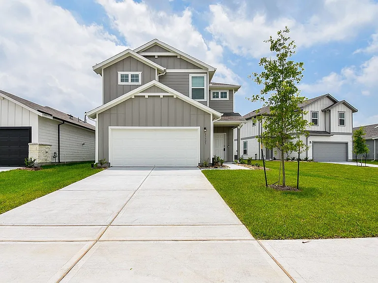 23923 Escardilla Dr — Photo 1