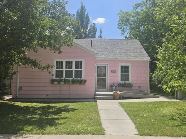 1710 Kearney St, Laramie, WY 82070