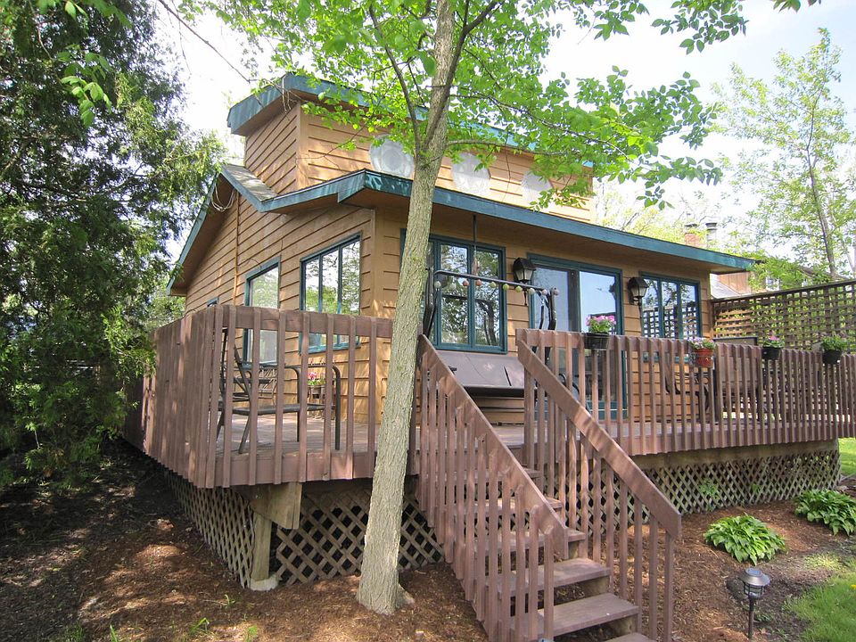 1st image of 25124 W Linden Ln