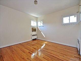 5th image of 13846 Grand Central Pkwy