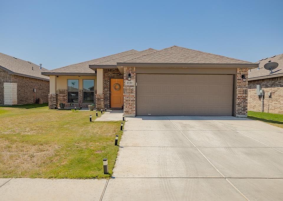1st image of 1030 Pine Leaf Pl