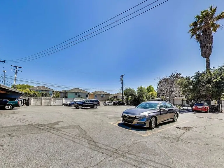 256 La Pala Drive — Photo 21