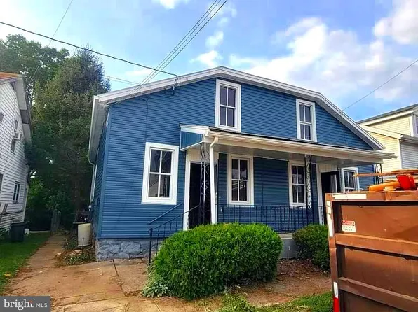 444 Scott Ave, Waynesboro, PA 17268
