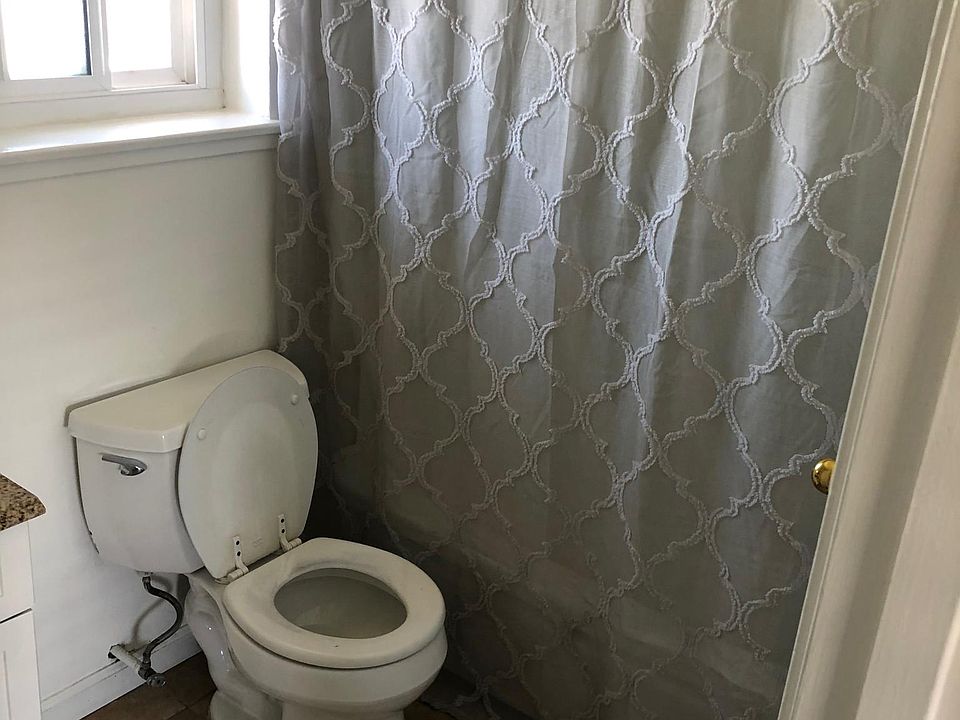 2nd image of 1415 Ebener St #6