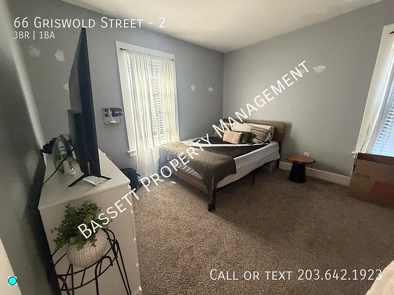 66 Griswold St #2 — Photo 9