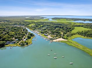 1925 N Sea Rd, Southampton, NY 11968