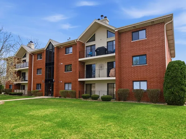 6601 Martin France Cir APT 2B, Tinley Park, IL 60477