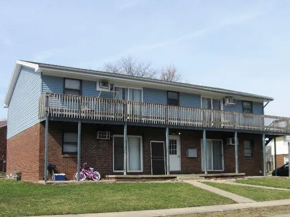 1007 Charlotte Dr, Normal, IL 61761