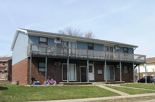 1007 Charlotte Dr Photo 1