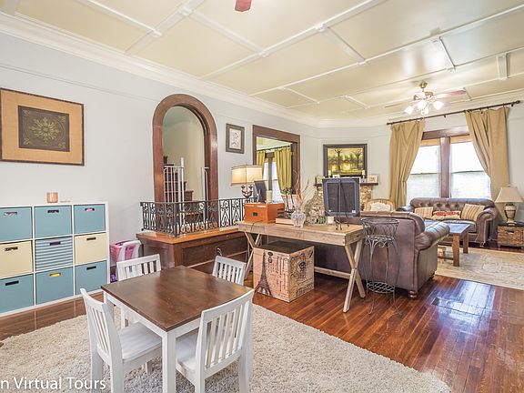 3rd image of 525 N Avenue H