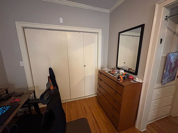 2nd image of 2733 Girard Ave S APT 106