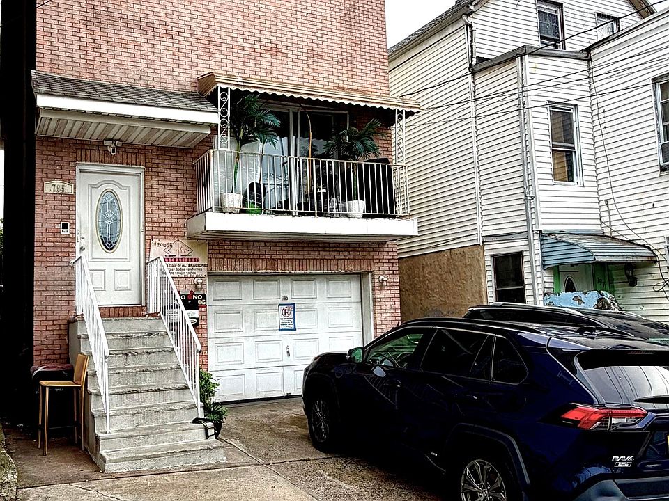 1st image of 795 Secaucus Rd