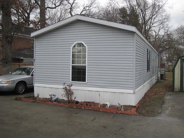 1st image of 7 N Park St