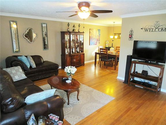 5th image of 7711 S Sherman Dr