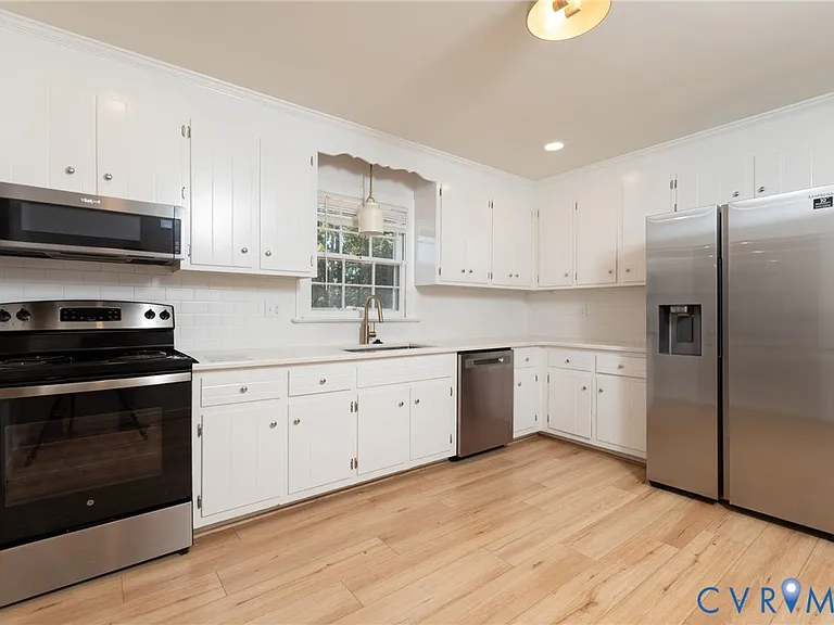 4329 Deertrail Dr — Photo 4