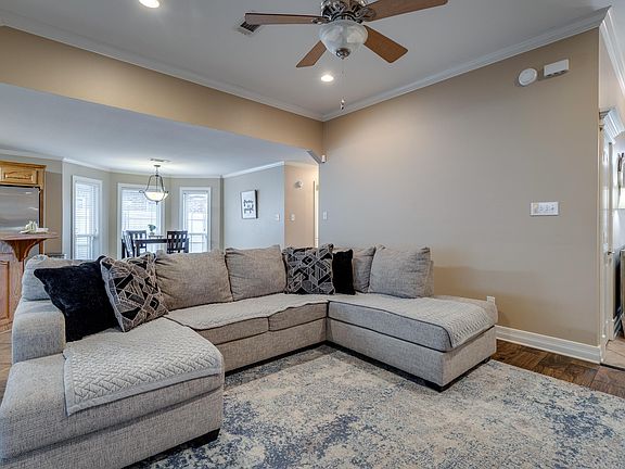 5th image of 118 Leupold Dr