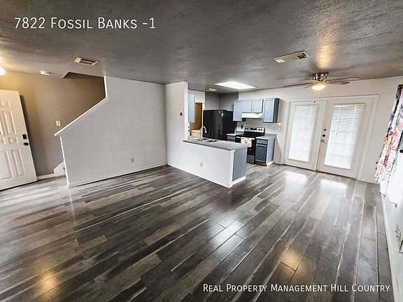 3rd image of 7822 Fossil Banks #1