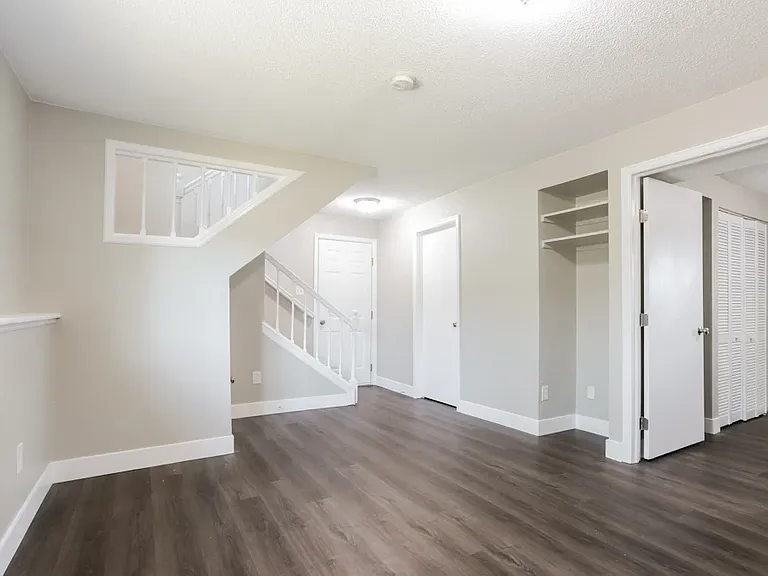 18347 E Nassau Dr — Photo 5