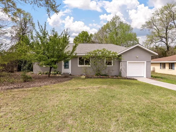 7 Briarcliff Dr, Charleston, SC 29407