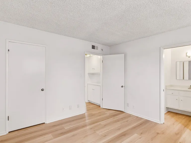 808 Princeton St #D — Photo 25