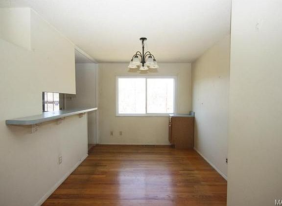 2nd image of 11823 Foxwood Dr